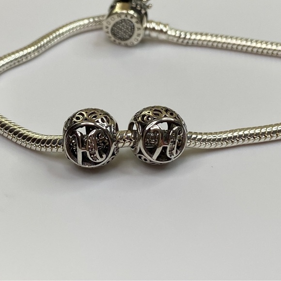 Sterling Silver Vintage Letter H Charm - Picture 2 of 8